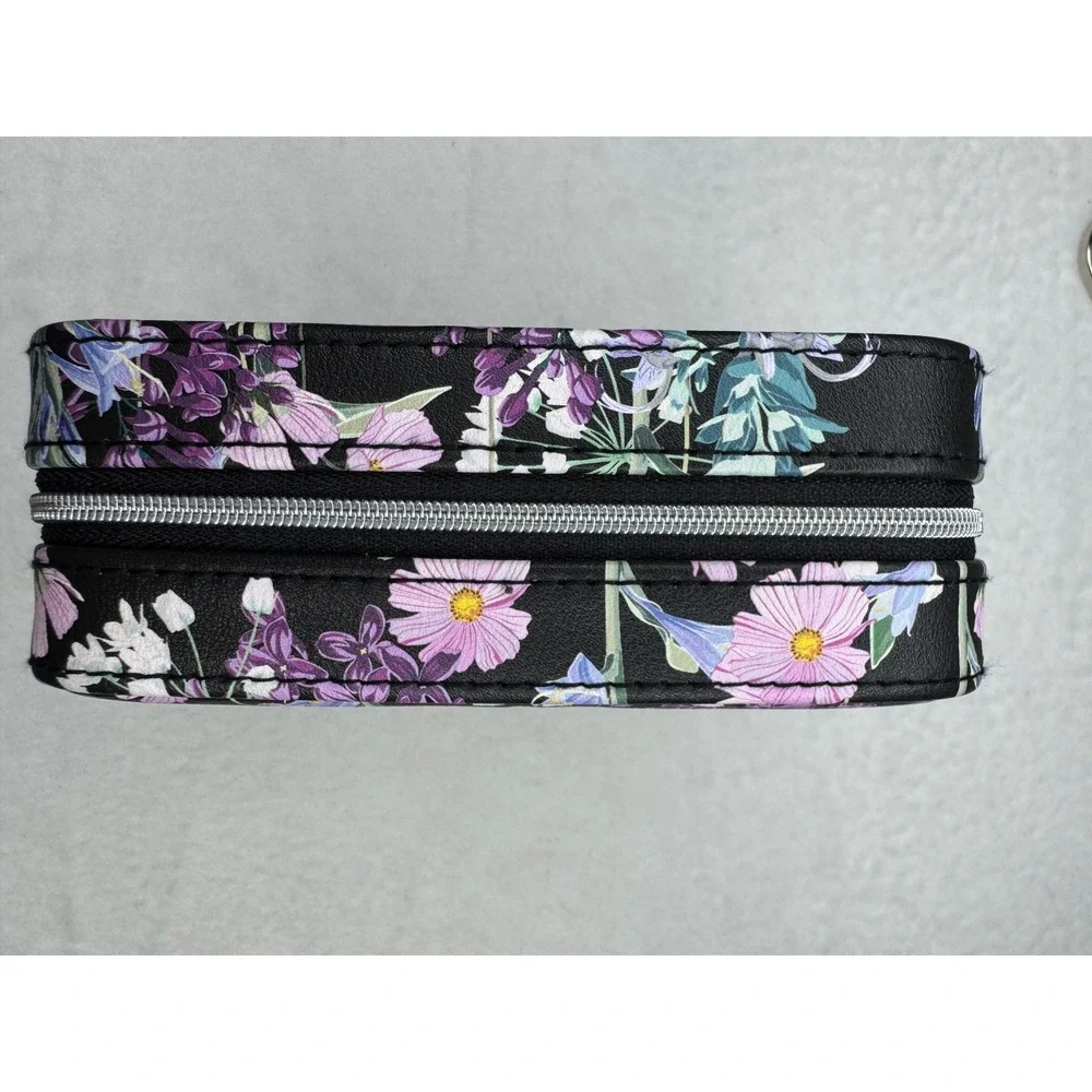 Cupcakes and Cashmere Jewelry Travel Case Floral Black‎ Purple Tassel Square NEW